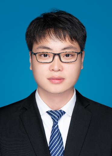 管宏亮